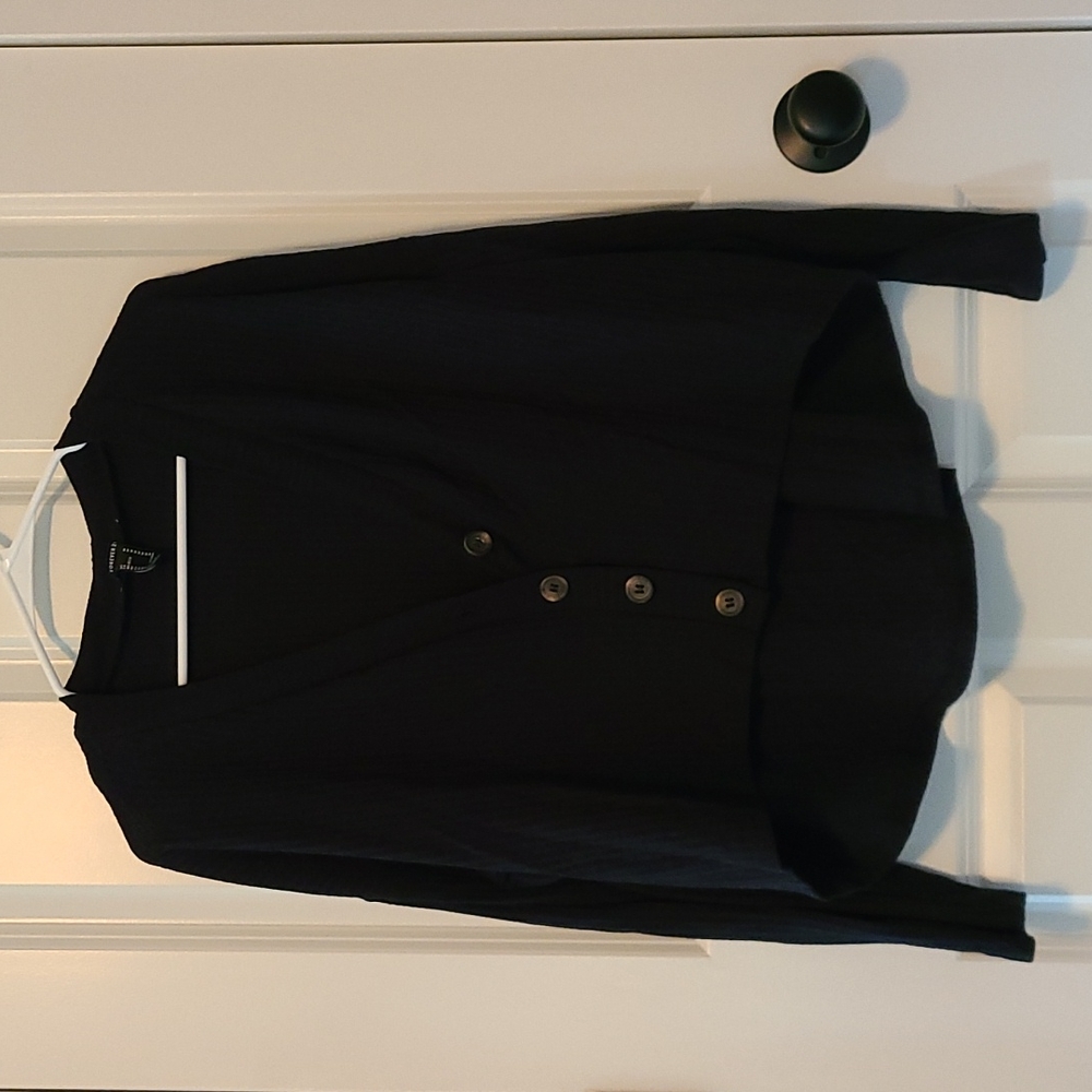 Forever 21 Button Front Long Sleeve Shirt